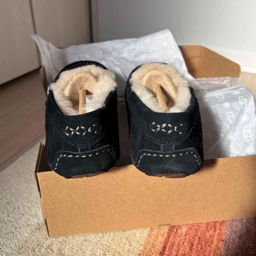 アグ　アンスレー　黒　22cm