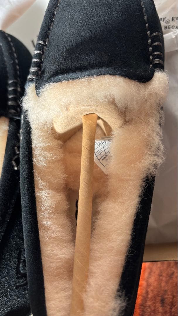 アグ　アンスレー　黒　22cm