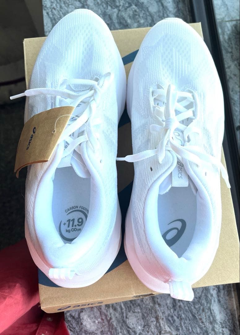 ASICS ランニングシューズ　25.5㎝