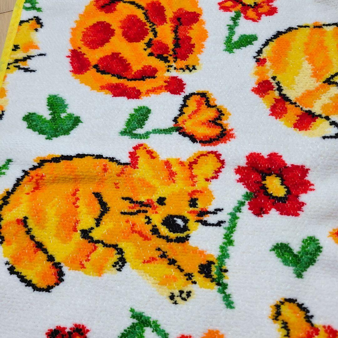 FEILER 猫と花のブランケット