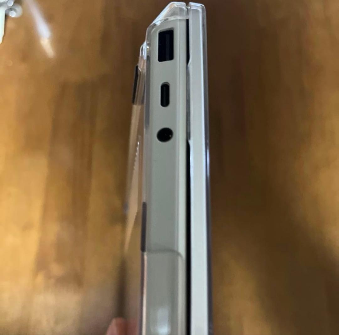 Microsoft Surface Laptop Go 3シルバー