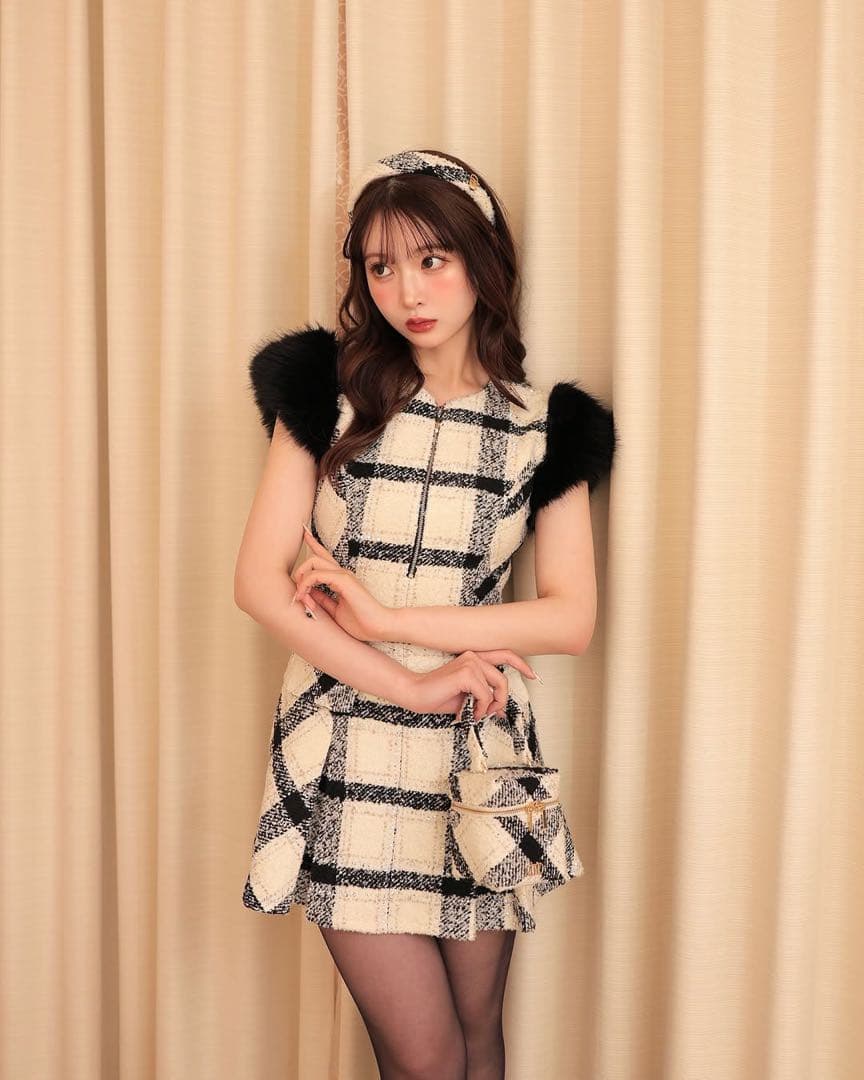 即購入⭕️M me eme Maison tweed mini onepiece