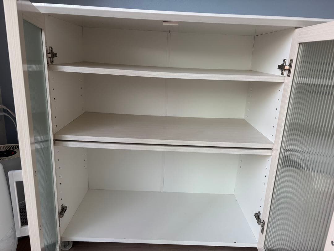 東京インテリア食器棚