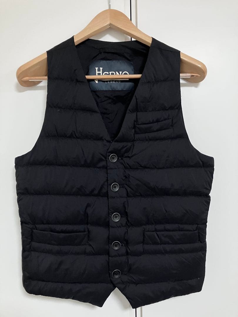 HERNOヘルノ/LEGENDレジェンドのダウンベスト　黒　ブラック　送料無料