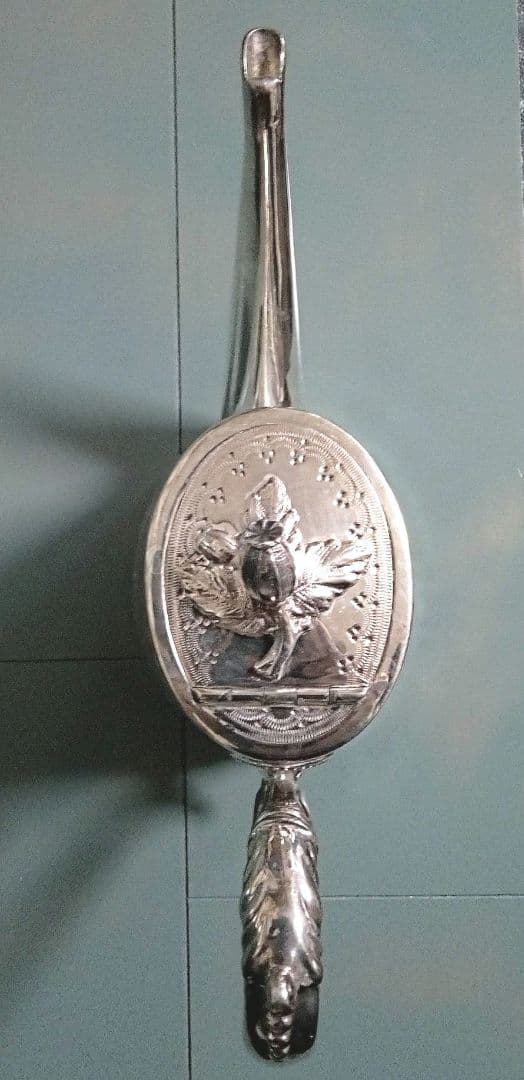 英国アンティーク　シルバーポット