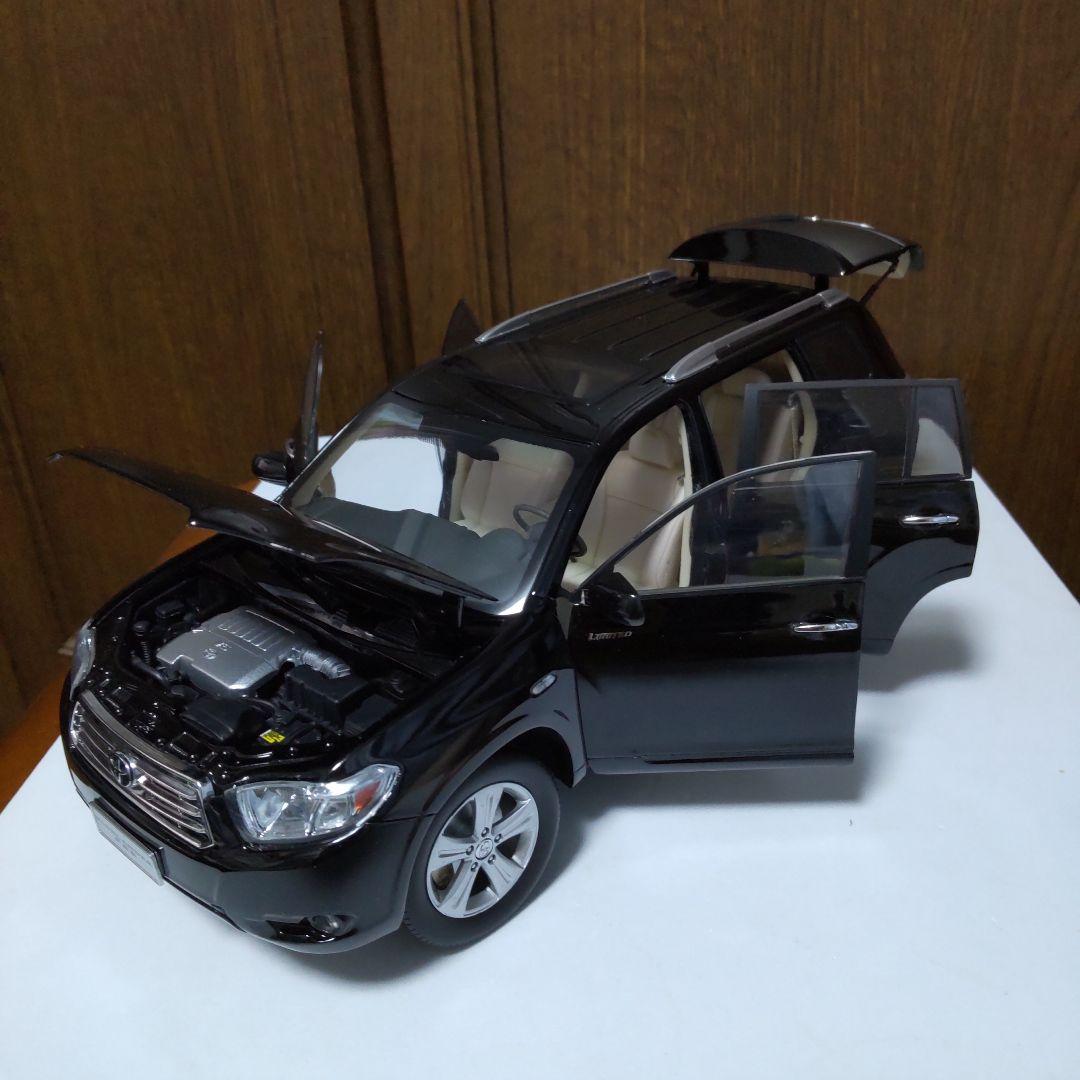 トヨタ ハイランダー ヴァンガード ブラック 1/18 中国トヨタ