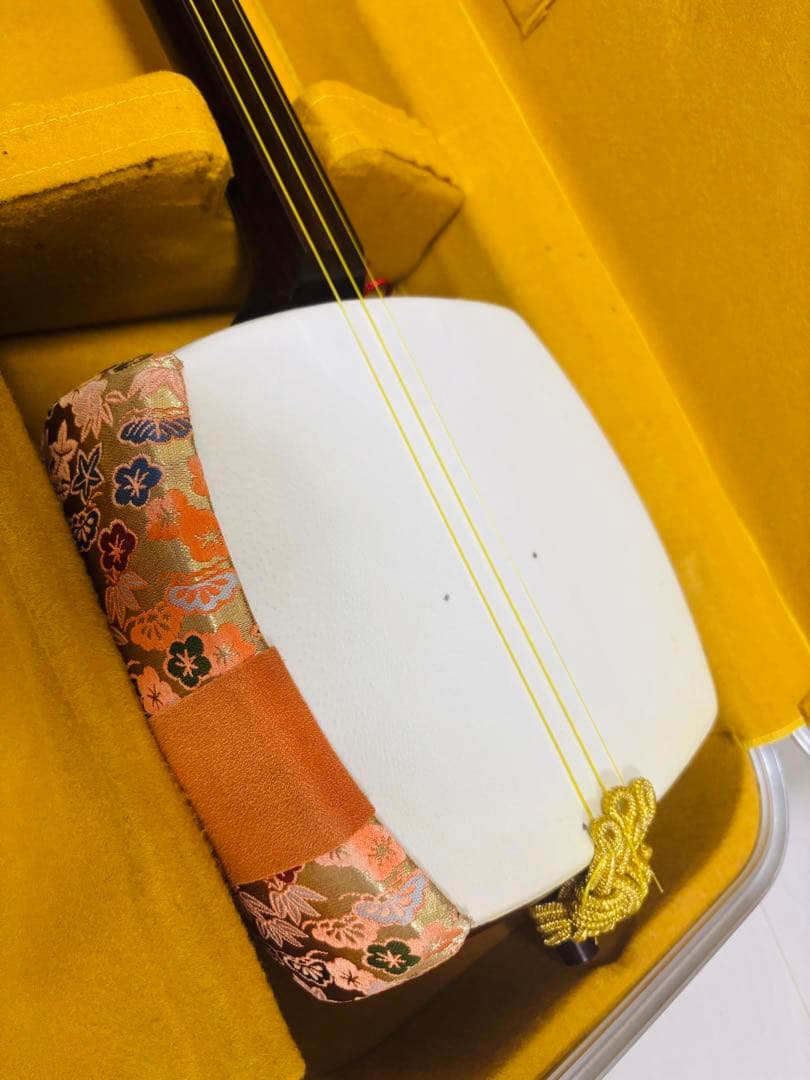 三味線 破れなし　駒・バチ・ハードケース付き