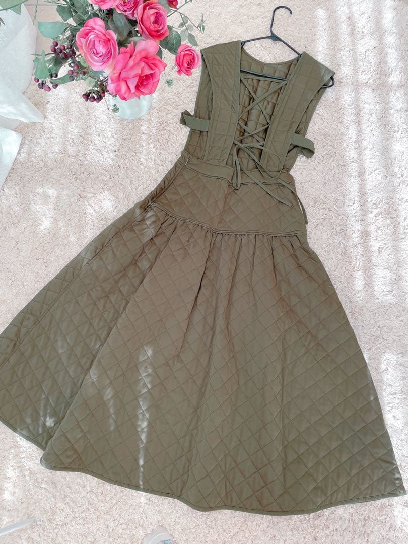 【レア✨】ファーファー　キルティングワンピース　編み上げ　リボン