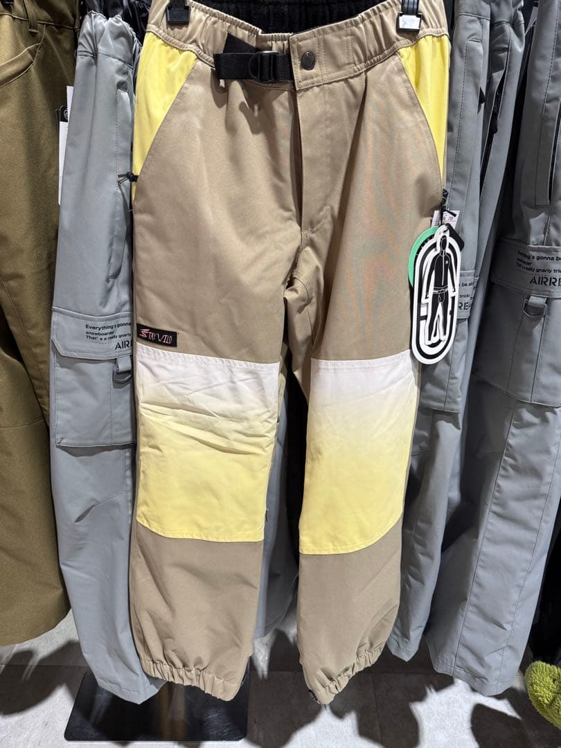 AIRBLASTER MAX ELASTIC スノボー　スキー