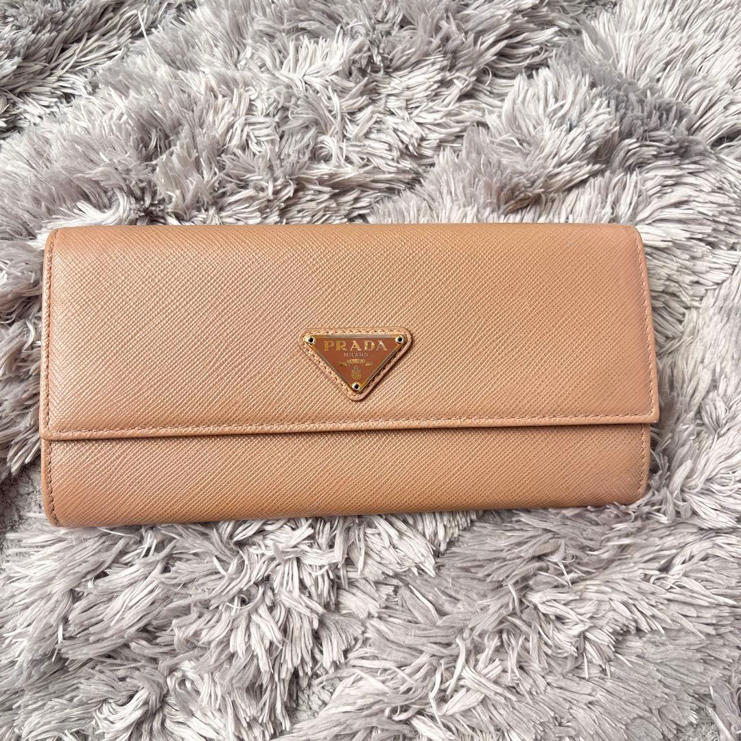 PRADA✨　レア　がま口財布　サフィアーノ　三角ロゴ　ベージュ　レディース