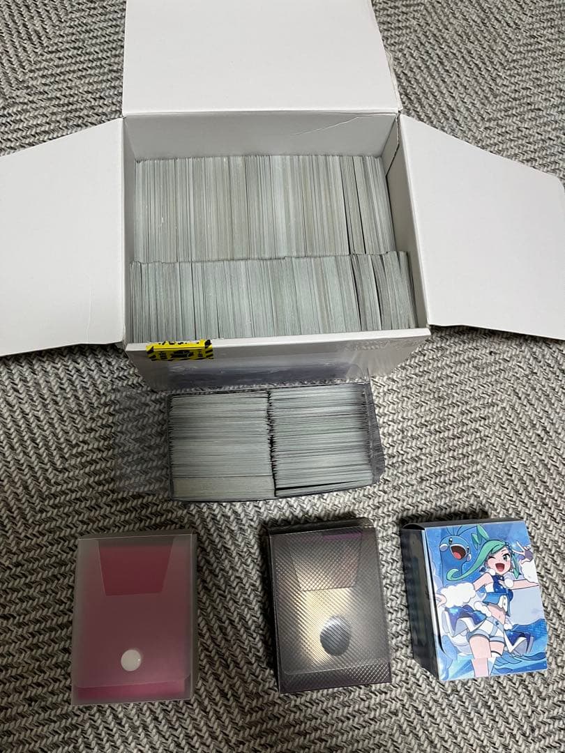 引退品トレーディングカード 約1500枚 スリーブ付きデッキ3個　値段交渉可能