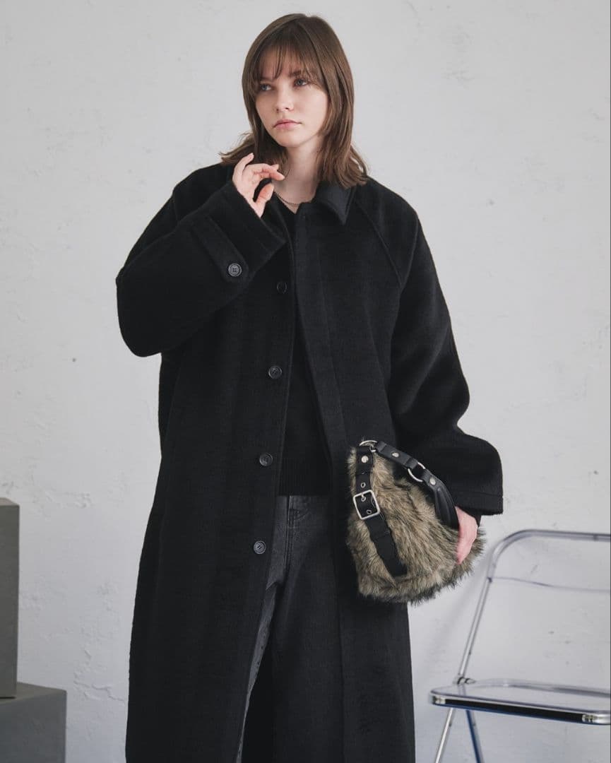 バッグ SIDE DESIGN TUCK HALF MOON BAG