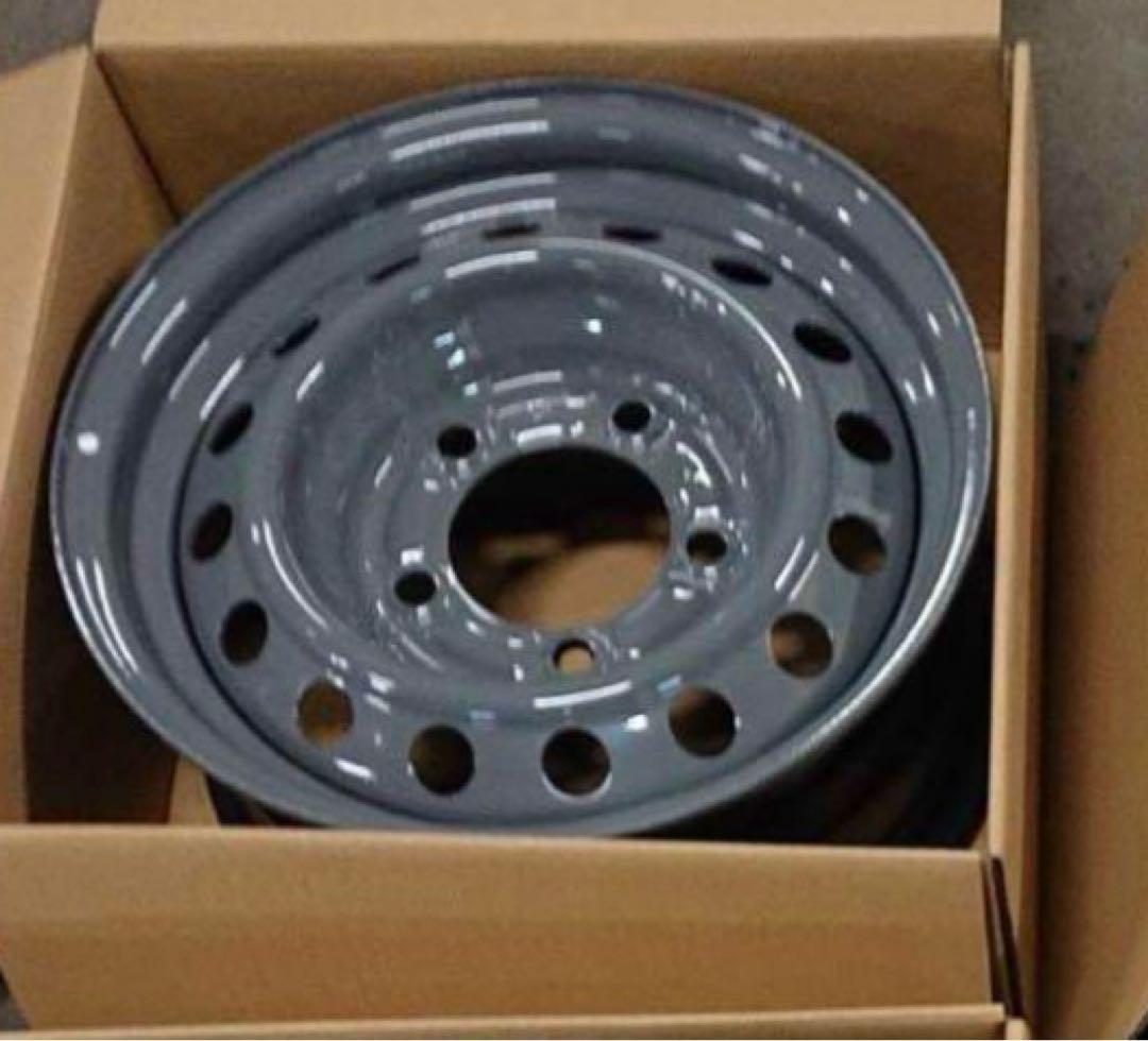 送料込み　ランクルホイール