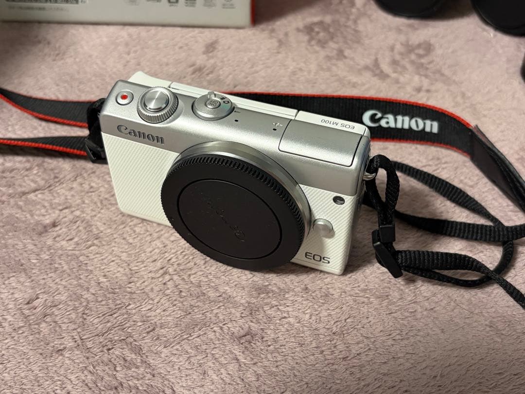 CanonキャノンEOSM100ダブルレンズキット＋望遠ズームレンズ