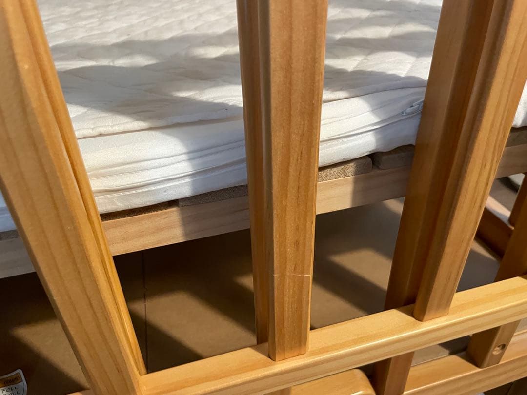 カトージ　ベビーベッド　ハイシート　ハイタイプ