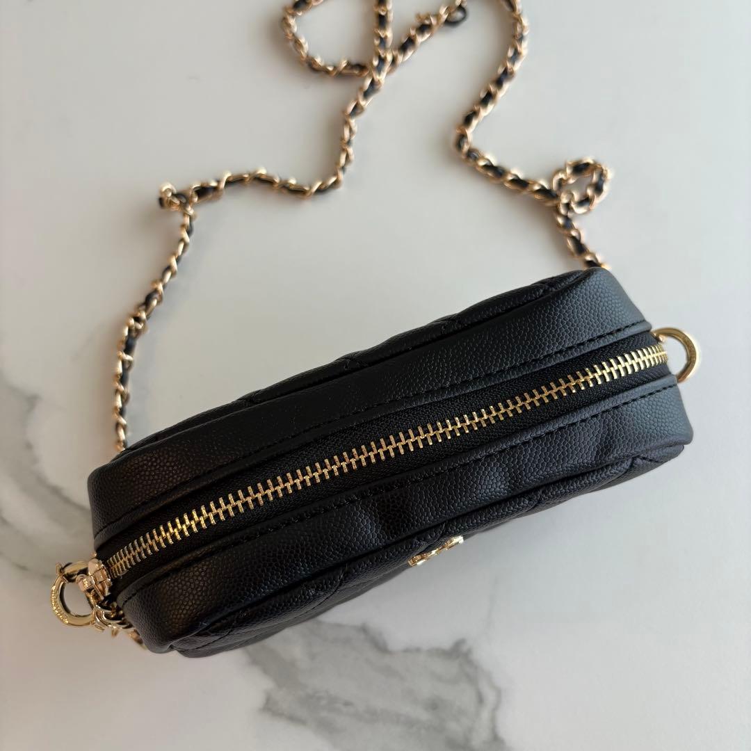 CHANEL ノベルティ ショルダーバッグ チェーンポーチ チャーム付き