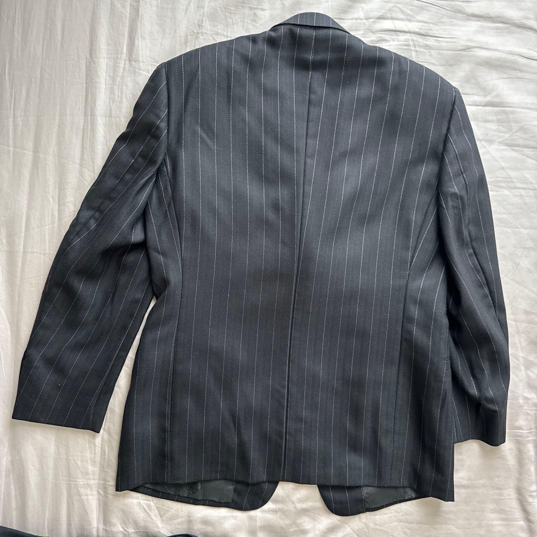 ヴェルサーチ スーツ ストライプ 裏地メデューサ 総裏 黒