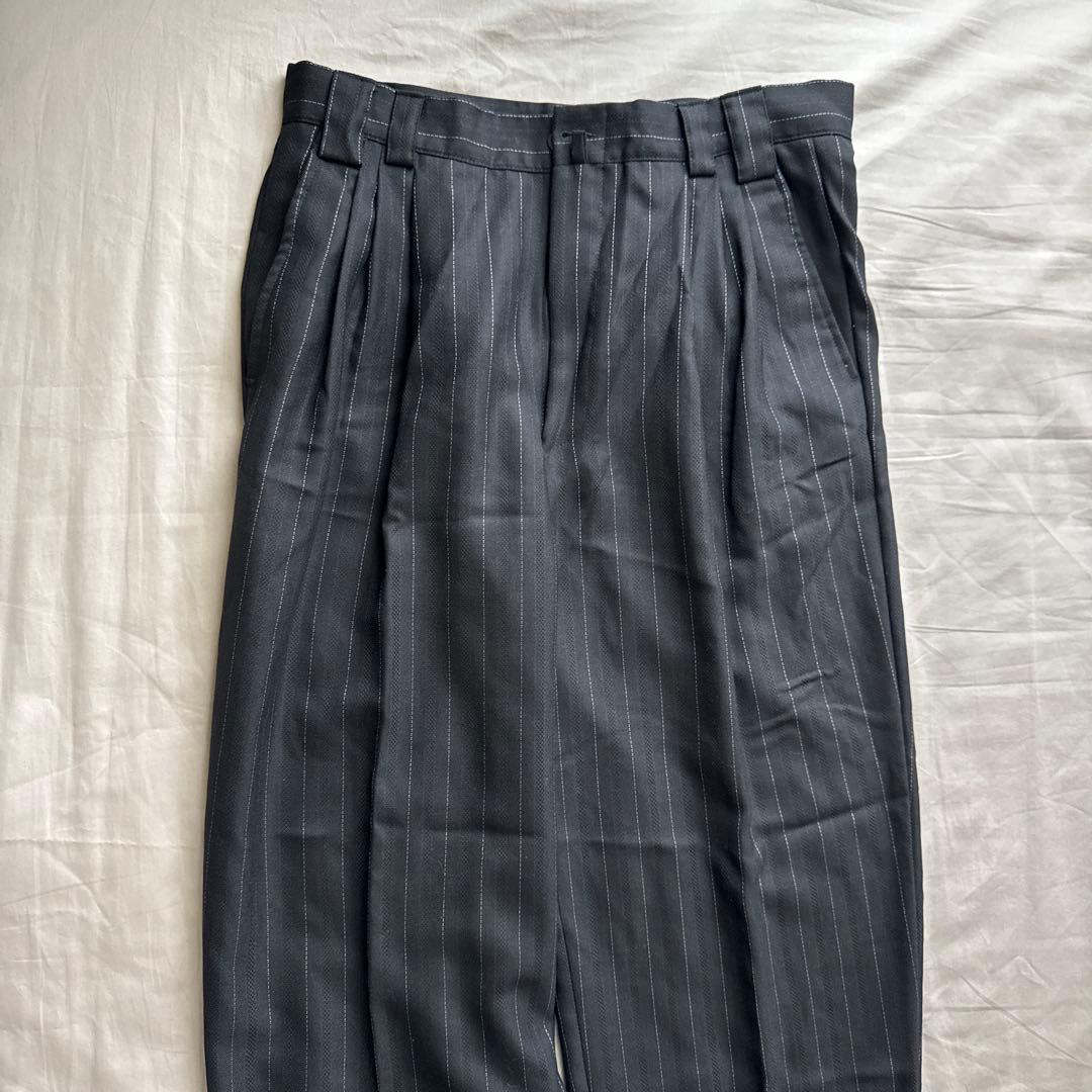 ヴェルサーチ スーツ ストライプ 裏地メデューサ 総裏 黒