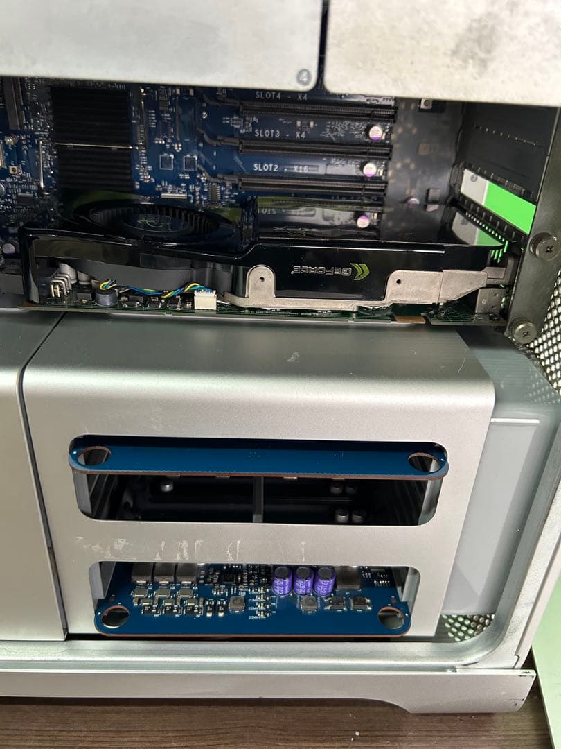 Apple Mac Pro シルバー