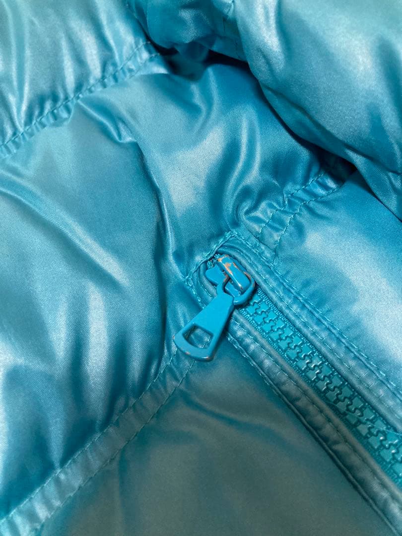 00's オールドユニクロ　プレミアムダウンジャケット　短丈　光沢　水色　y2k