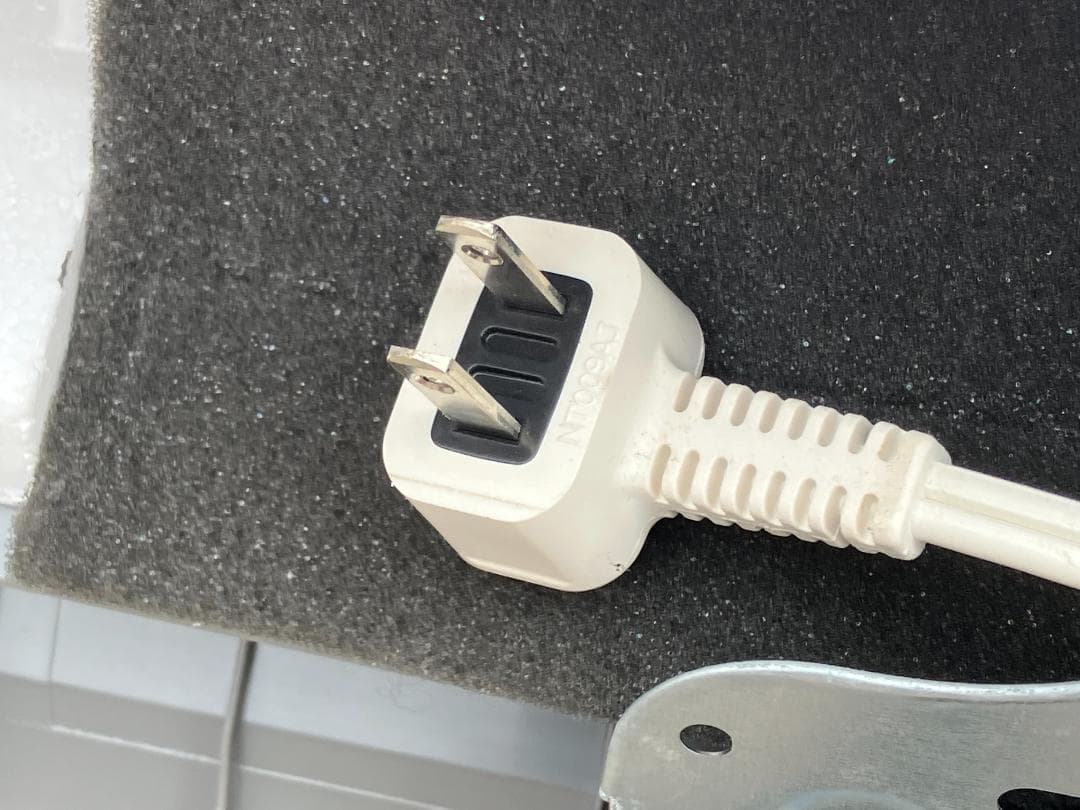 愛知岐阜/送料込★東芝　2.2ｋWエアコン６畳用　RAS-F221E7R　20年