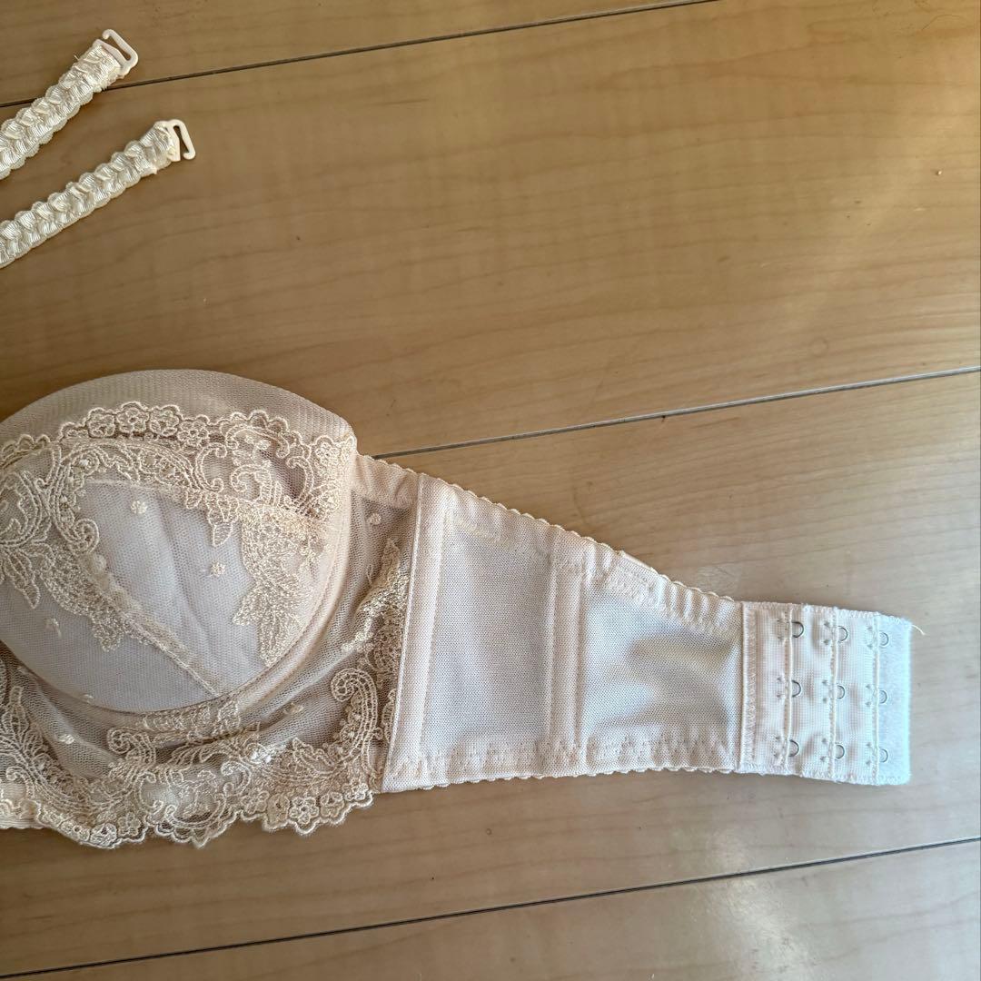 フォーシスアンドカンパニー　ブライダルインナーセット　D65