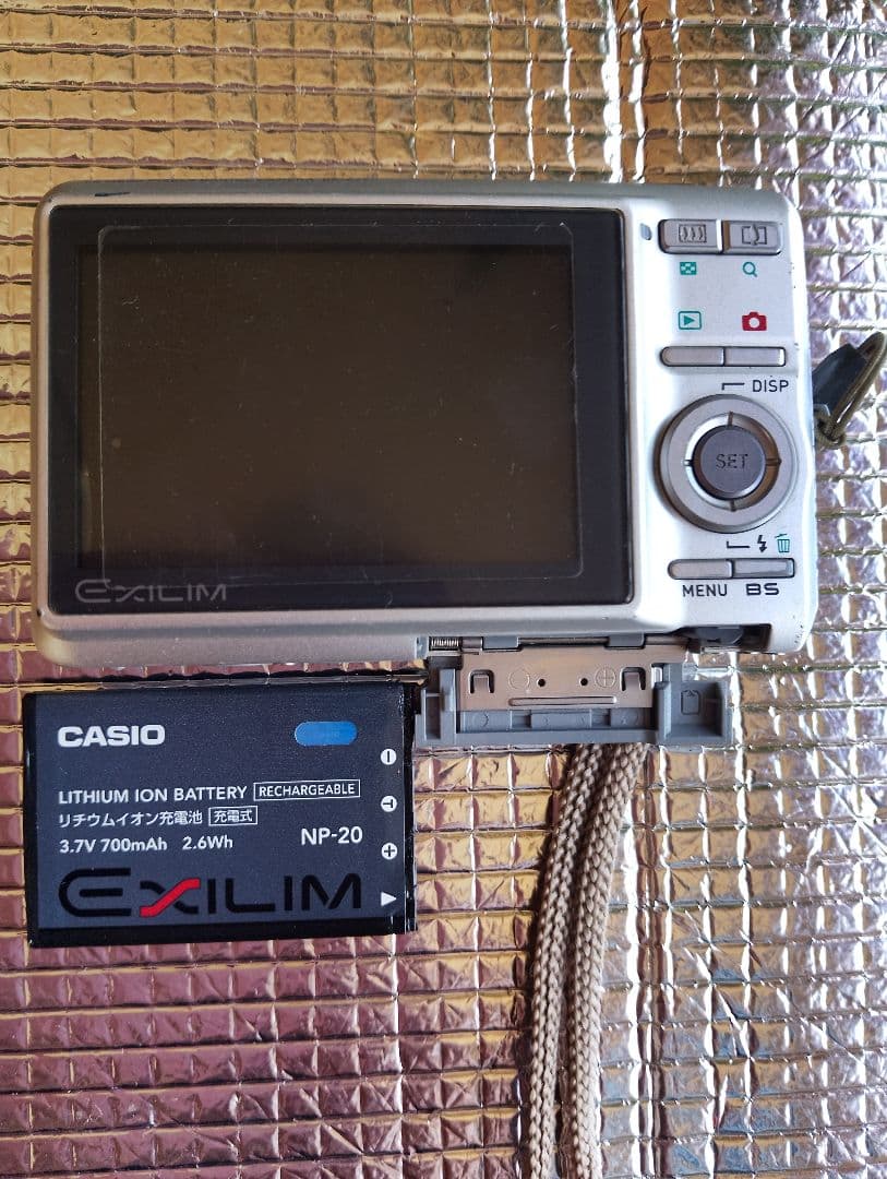 カシオ　Exilim 7.2 Mega Pixels