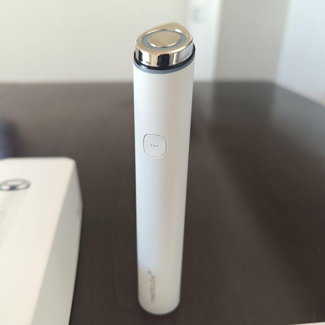 BOOOSTER PRO MINI 美顔器 ホワイト