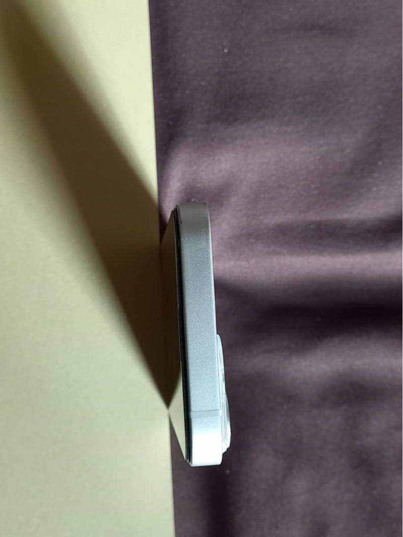 iPhone13mini 128GB スターライト バッテリー100％