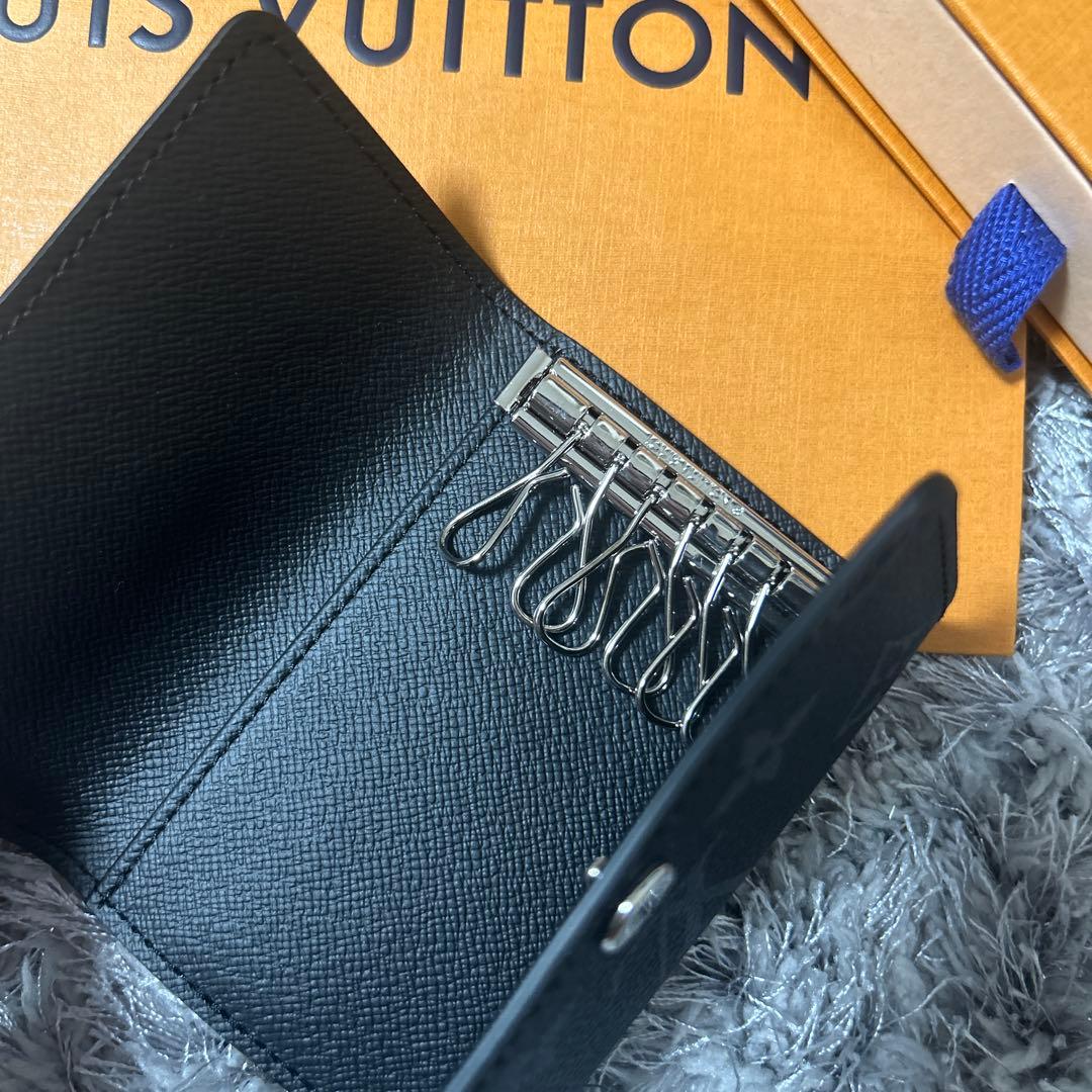 《新品未使用》ルイヴィトン キーケース ミュルティクレ 6 ブラック