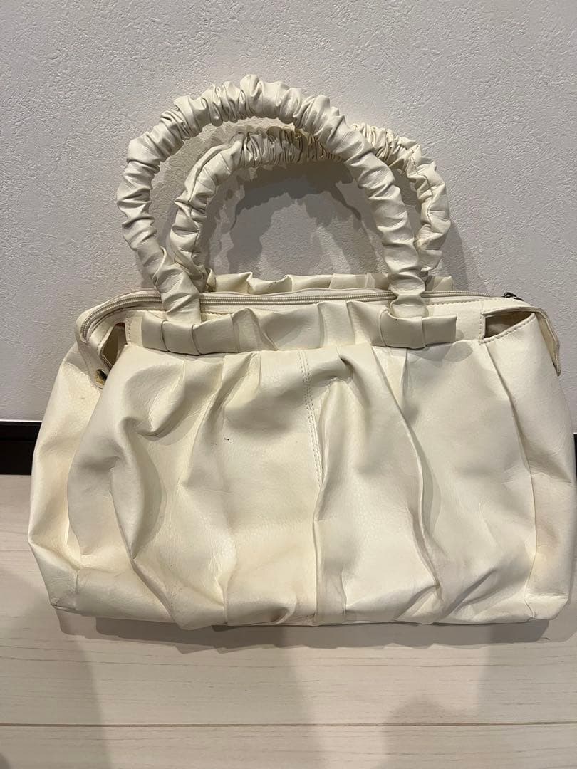 リズリサ　 花柄ハンドバッグ