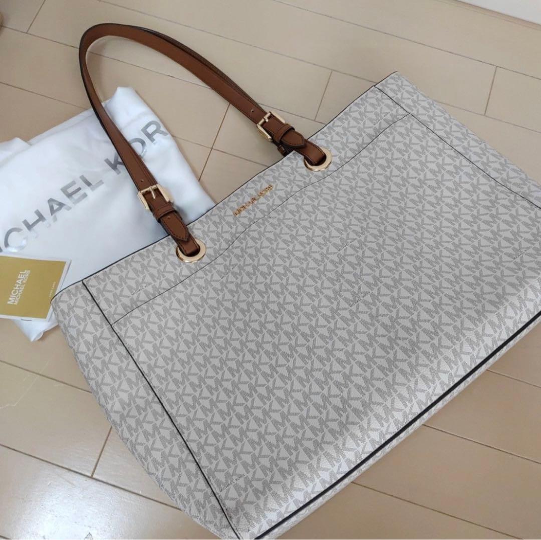 【美品】マイケルコースJET SET TRAVEL コミュータートート Ｌ