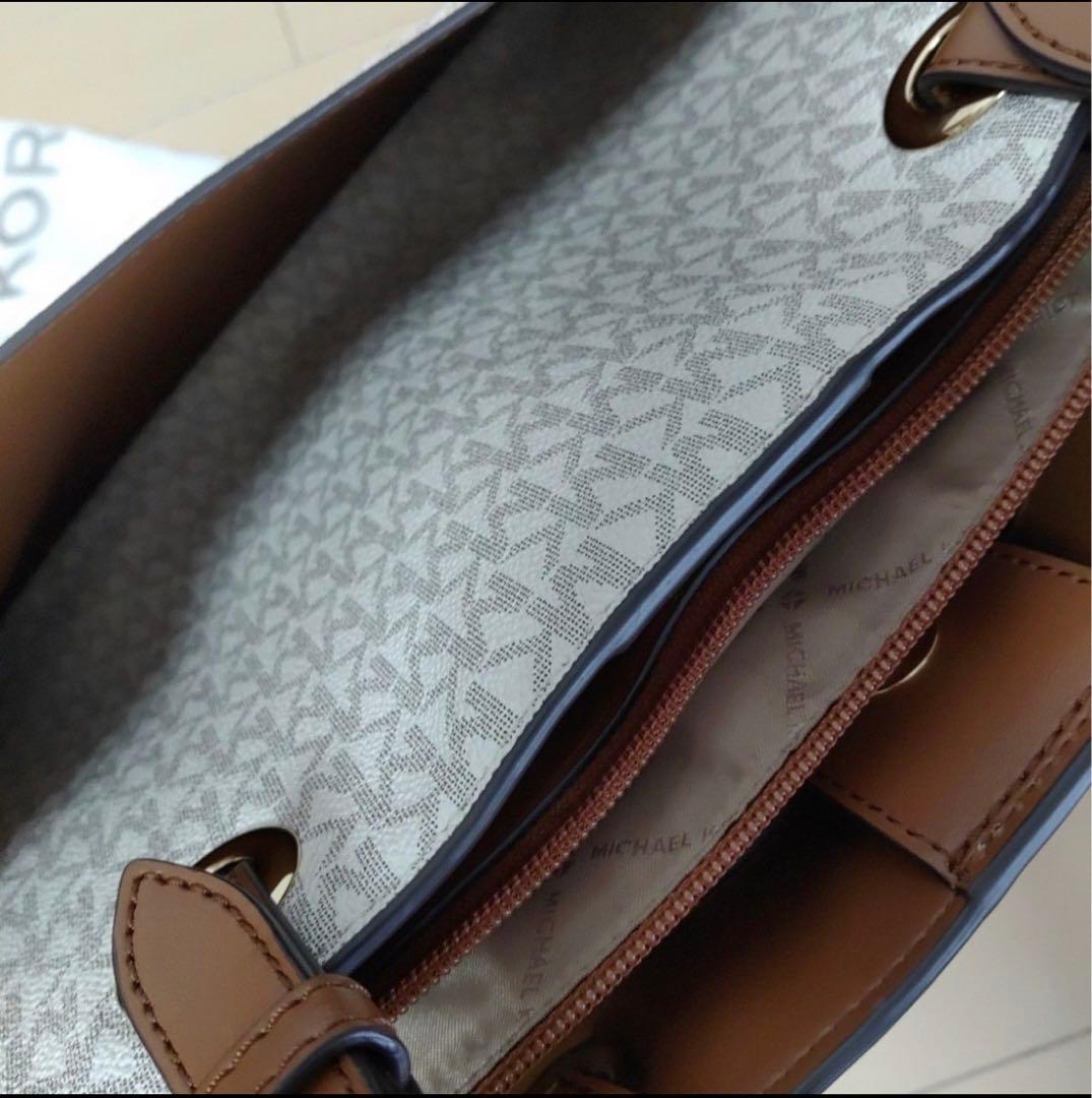 【美品】マイケルコースJET SET TRAVEL コミュータートート Ｌ