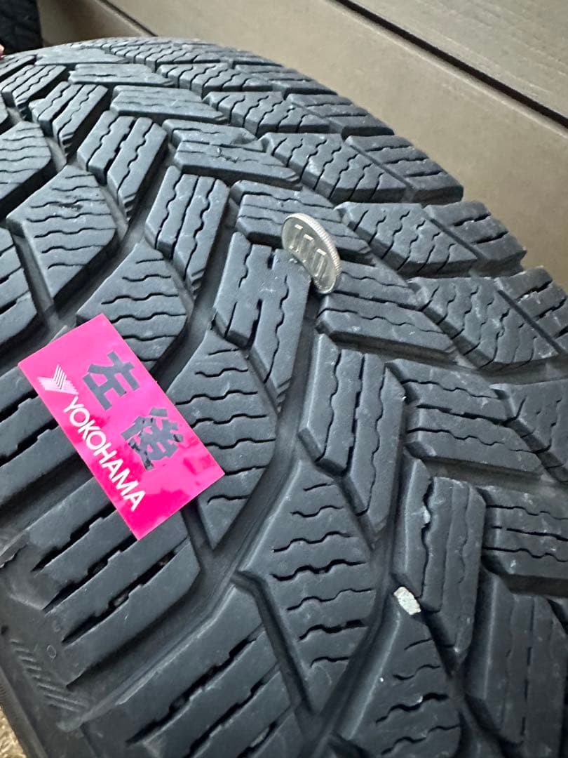 【サム】ベルランゴ／リフター　スタッドレスタイヤ215/60R17 4本