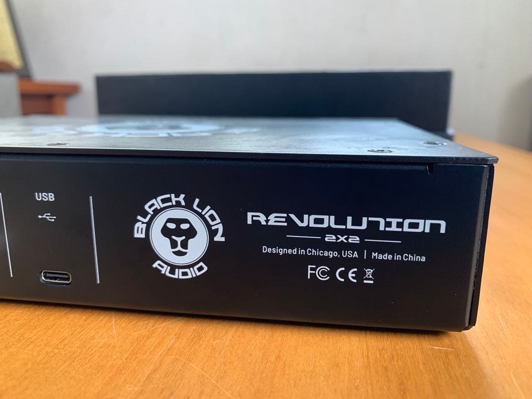 【BLACK LION AUDIO】 オーディオインターフェース