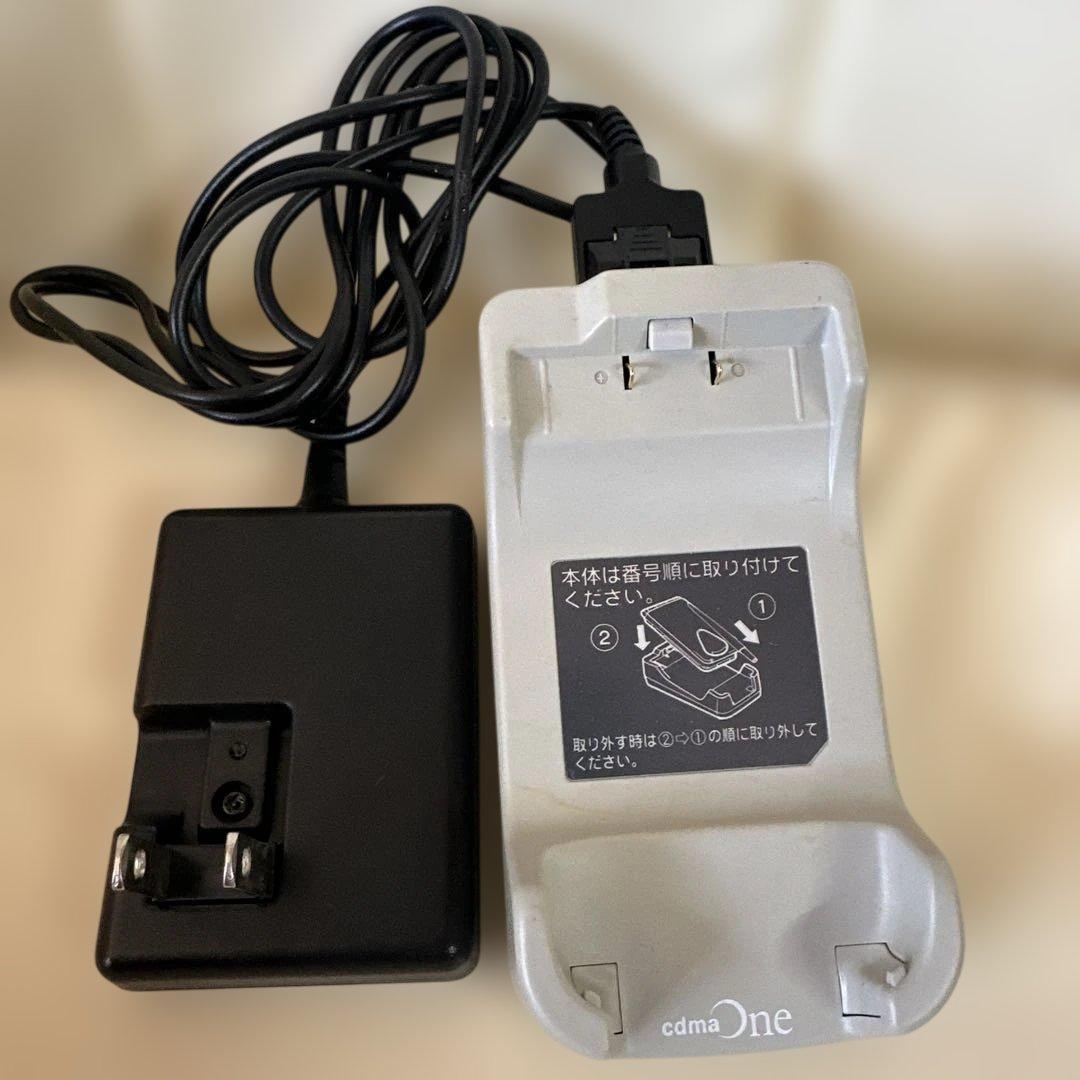 最終価格 Hello Kitty SANYO 折りたたみ携帯電話