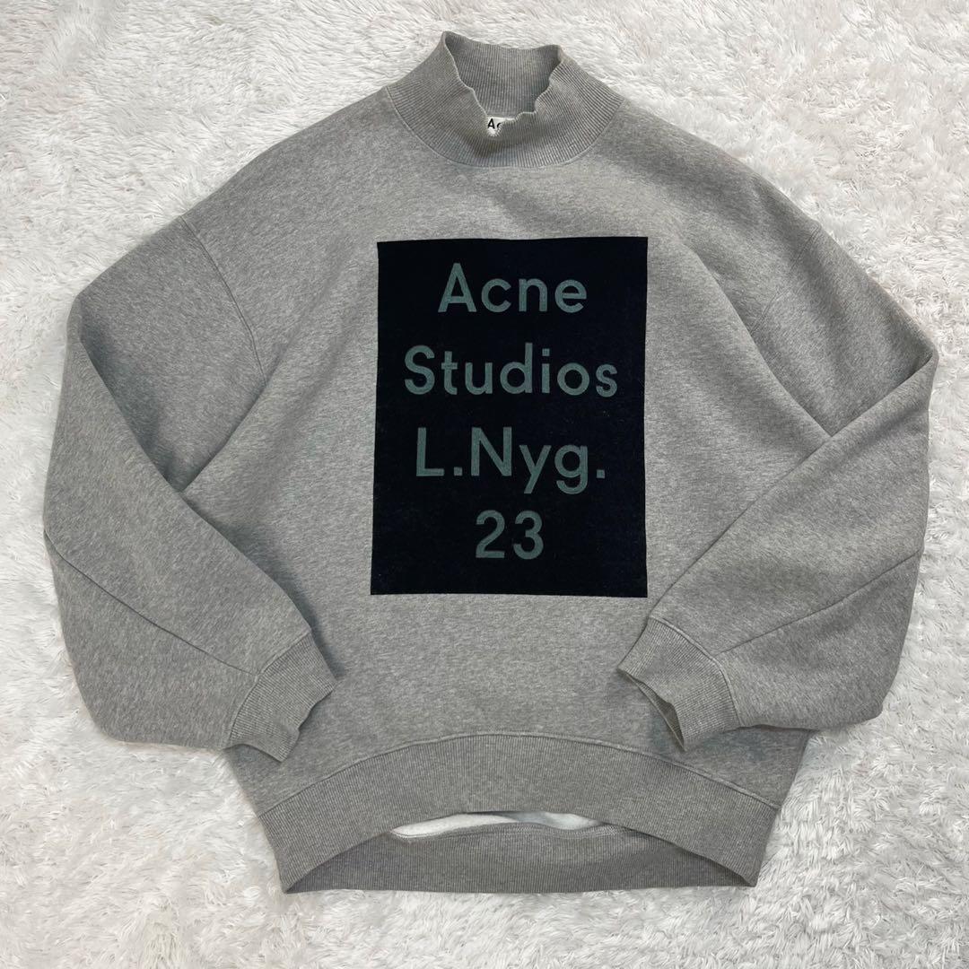 5221【超人気モデル】アクネストゥディオズ☆ビッグロゴ入りスウェット 定番色