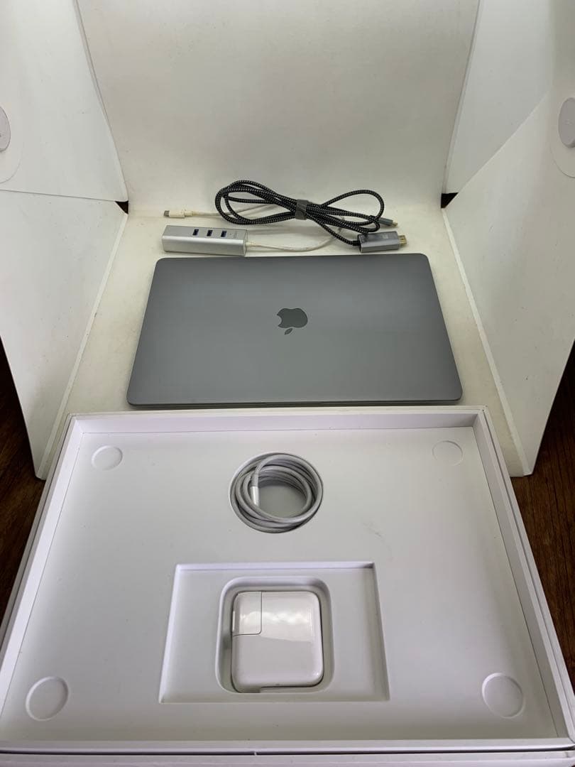 MacBook Air 2020 M1 8GB SSD 256GB tおおまけ