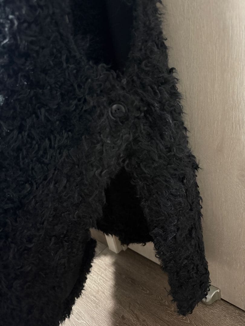 今期新作 20%off★CYAN TOKYO バックオーバーカーリーファーベスト