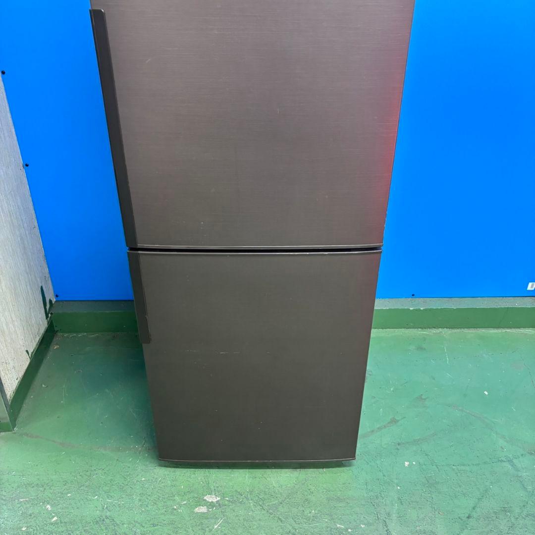 656 SHARP　冷蔵庫　小型　中型　200L〜300L　半年保証込　洗濯機有