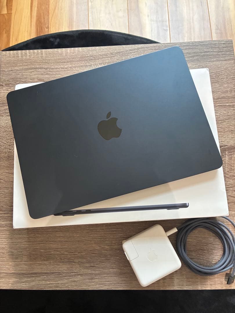 最終値下げ　MacBook Air M2 2022 8GB 256GB