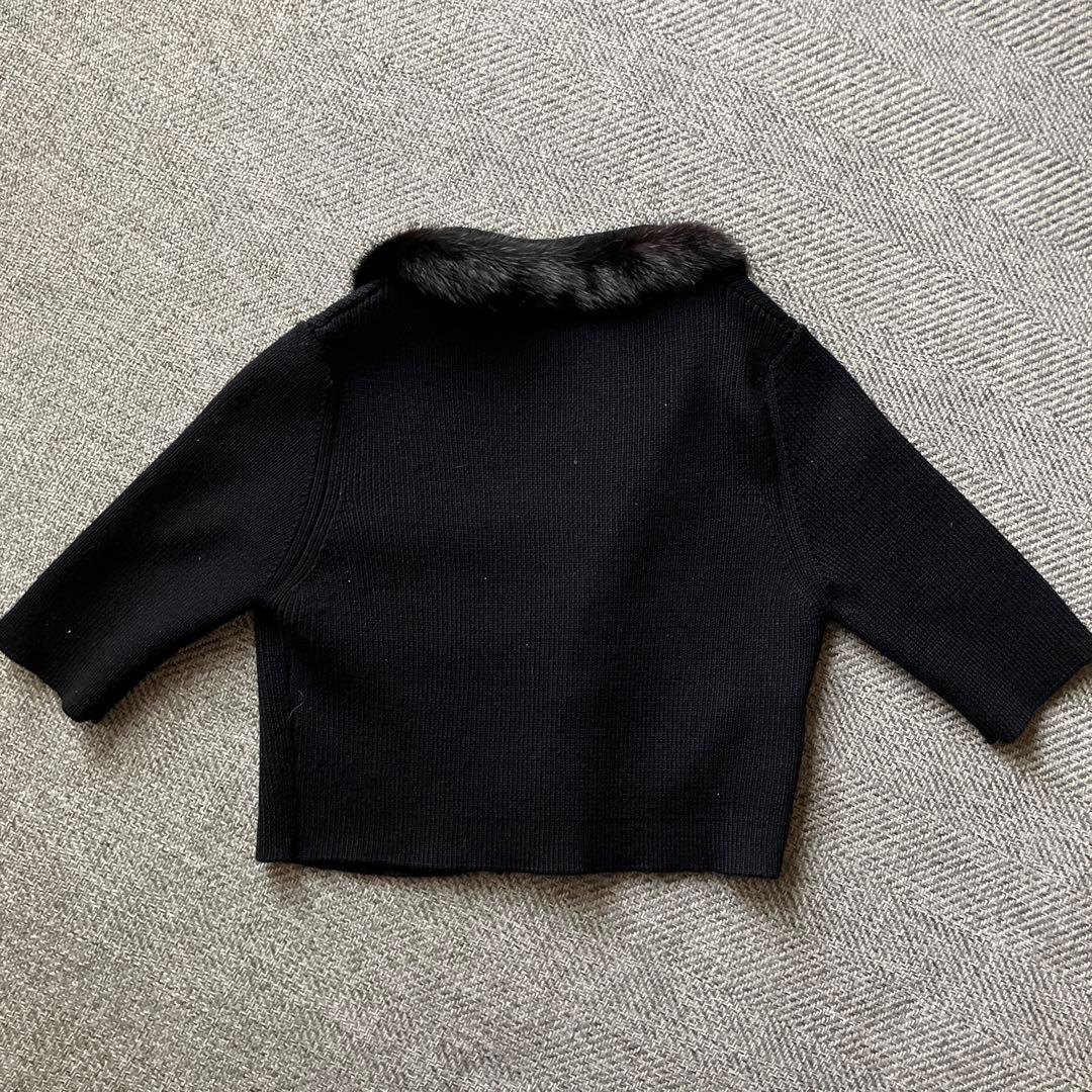 PRADAプラダ　ブラック ファー　ポンチョ　38