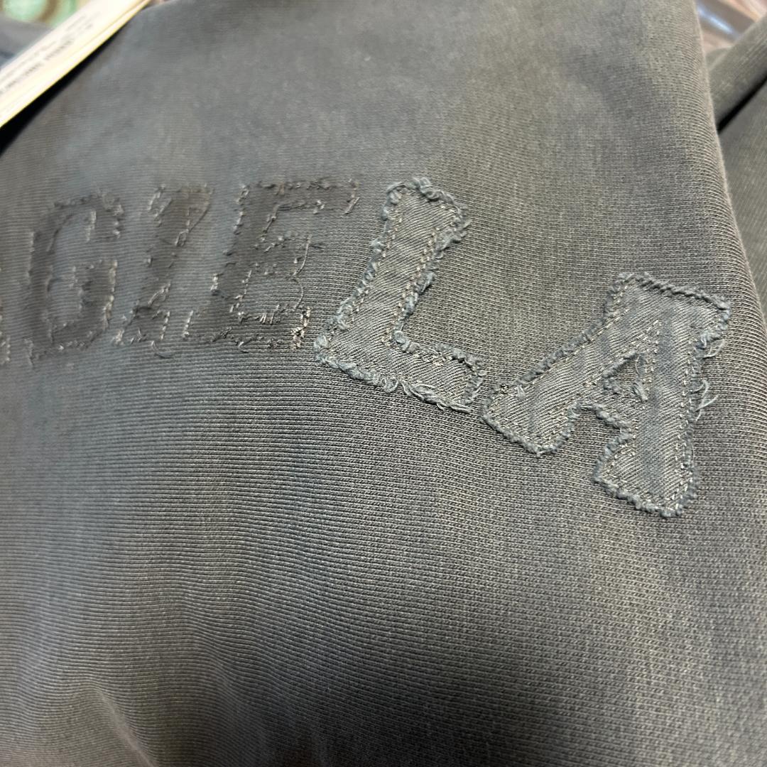 24aw　未使用　メゾンマルジェラ　クロップドフーディ　ロゴ刺繍　トロンプルイユ