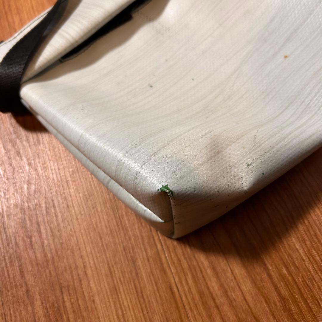 FREITAG F553 LOU 白ペイント