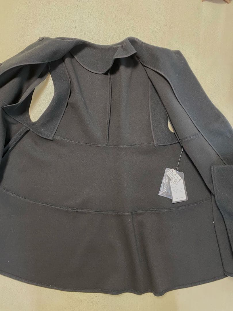 新品♡ Aga ペプラムジレジャケット