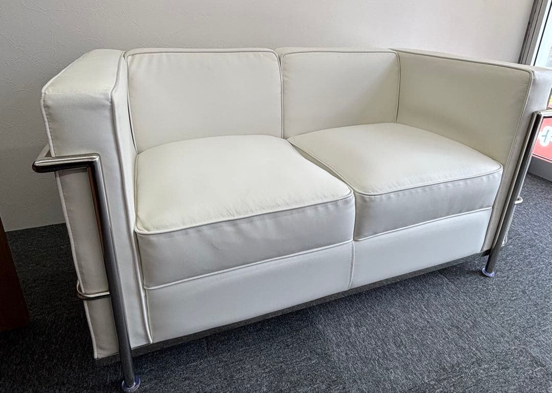 ル・コルビジェ リプロダクト 2人掛け LC2 ソファ ホワイトレザー