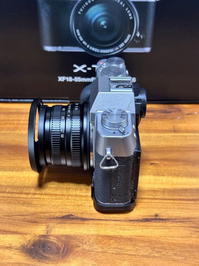 FUJIFILM X-T10 ＋マニュアルレンズ＋ハンドグリップ＋バッテリー3個