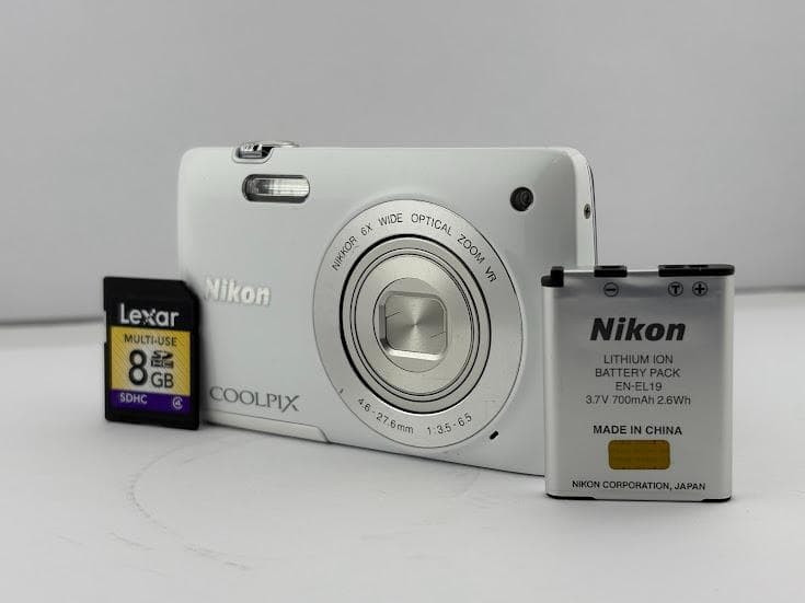 ★極上品★ ニコン NIKON COOLPIX S4300 シェルホワイト