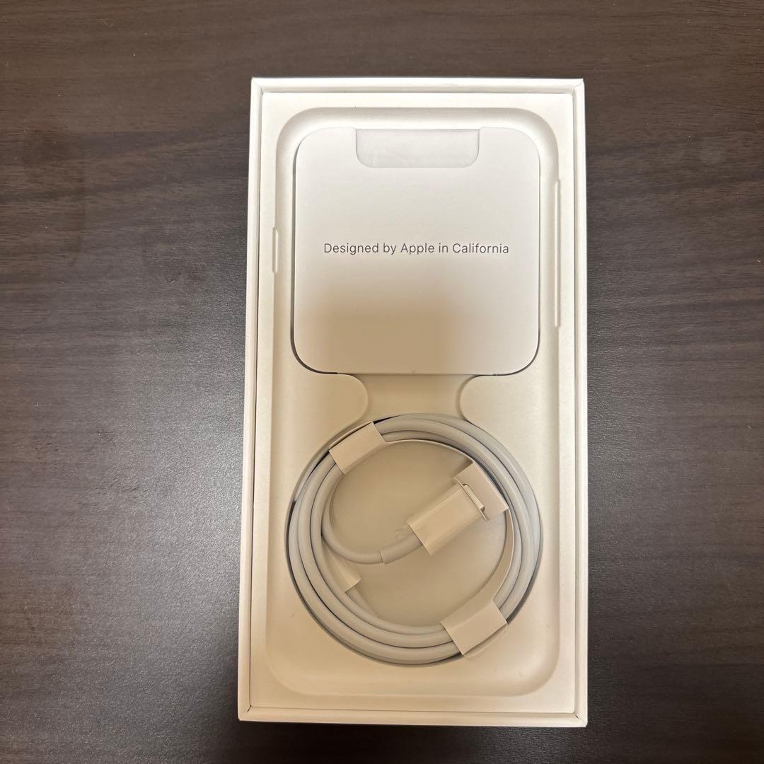 iPhoneSE 第3世代　128GB 箱有り　ジャンク品（軽度の画面割れ）