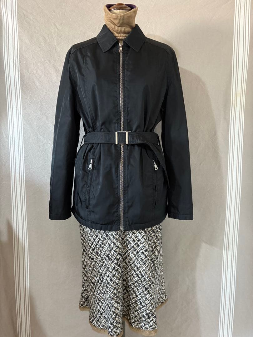 【美品・訳あり】PRADA プラダ★ナイロン/ジップアップジャケット★中綿入り黒